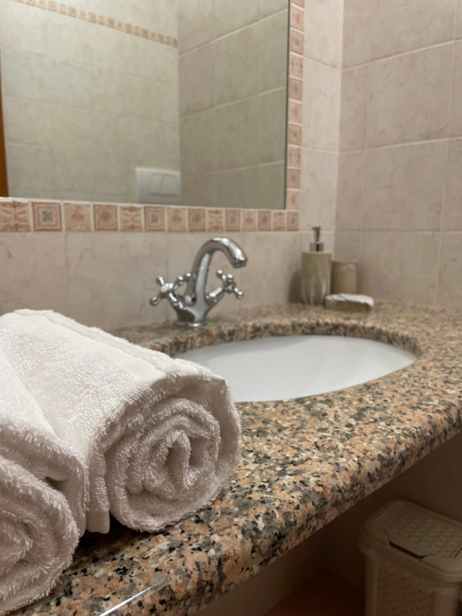 Arra Camere Sirolo - Rooms & Suite Ngoại thất bức ảnh